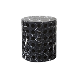 穿孔大理石凳子 Perforated Marble Stool